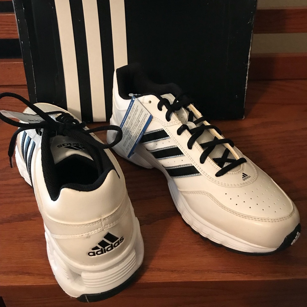 NEW Adidas Falcon Trainer 3 Turf Shoes
